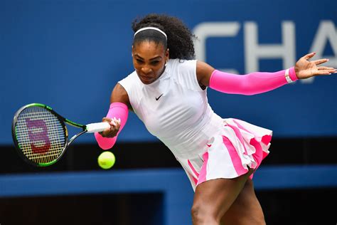 serena williams tennis outfits photos.